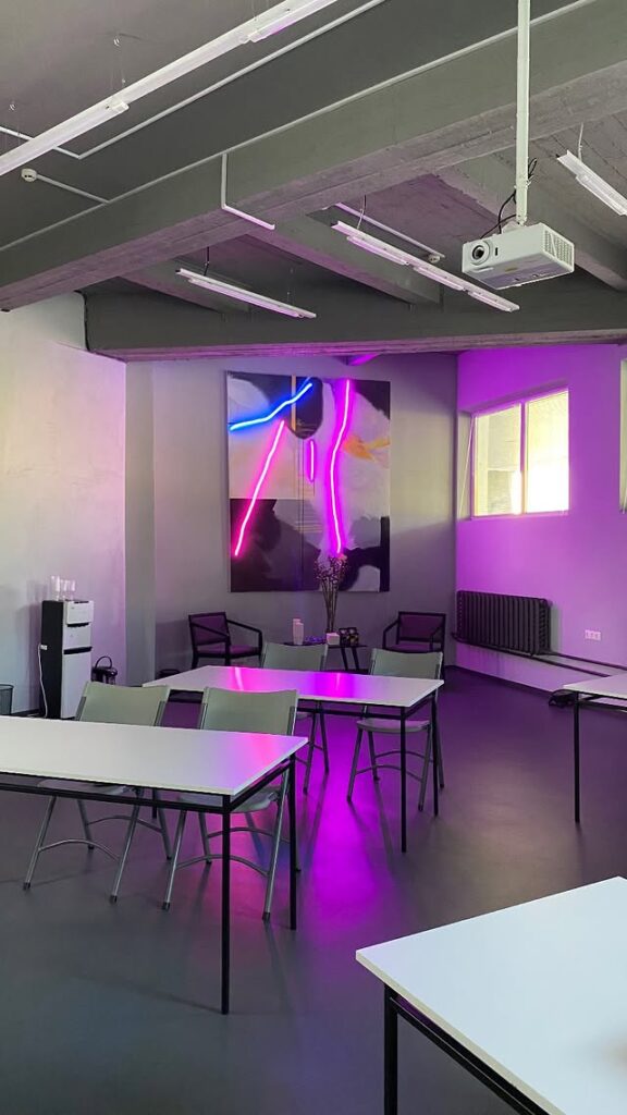 Арт пространство Room